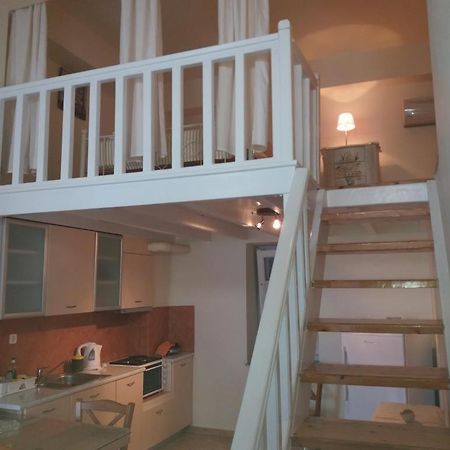 Roula'S Suites Андрос Екстер'єр фото