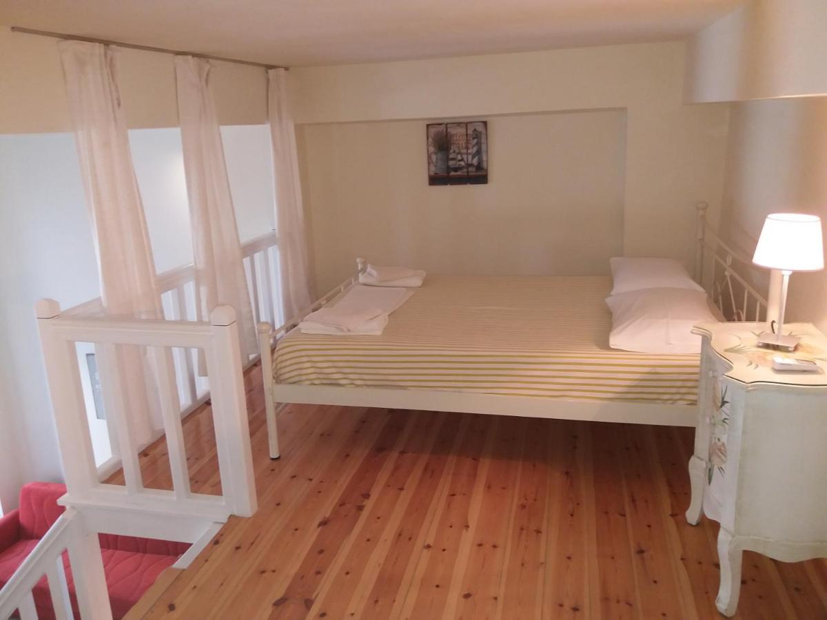 Roula'S Suites Андрос Екстер'єр фото